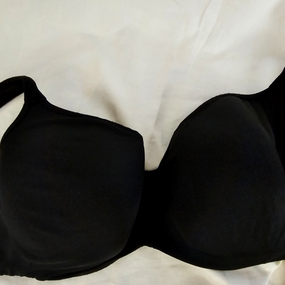 Cacique Other - Cacique Smooth Lightly Lined Balconette in black / 40DDD